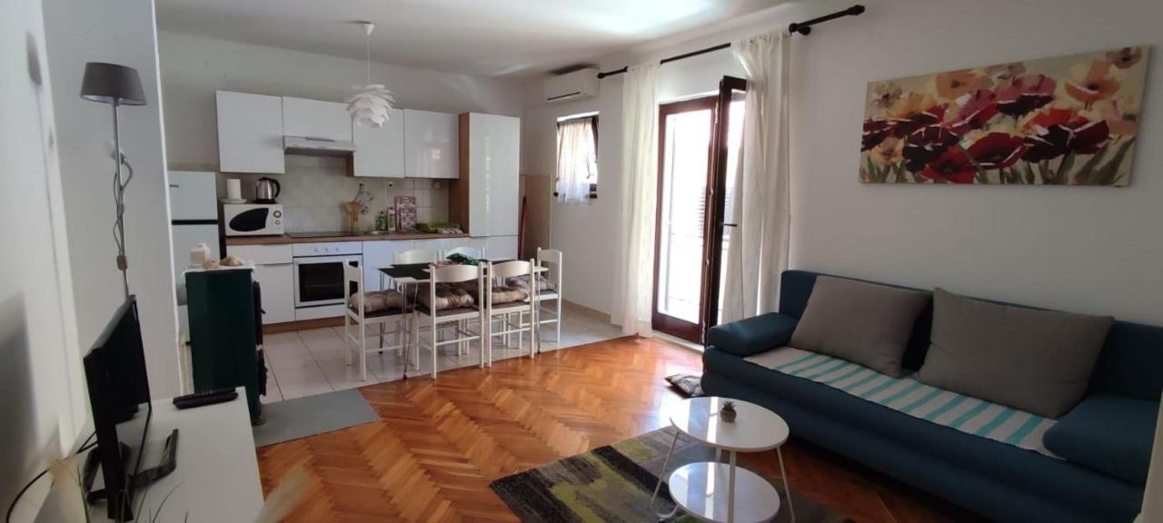 Delfin Apartments Zadar Ngoại thất bức ảnh