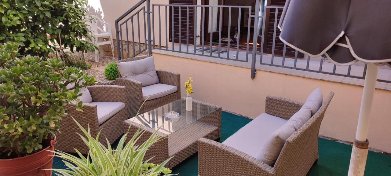 Delfin Apartments Zadar Ngoại thất bức ảnh