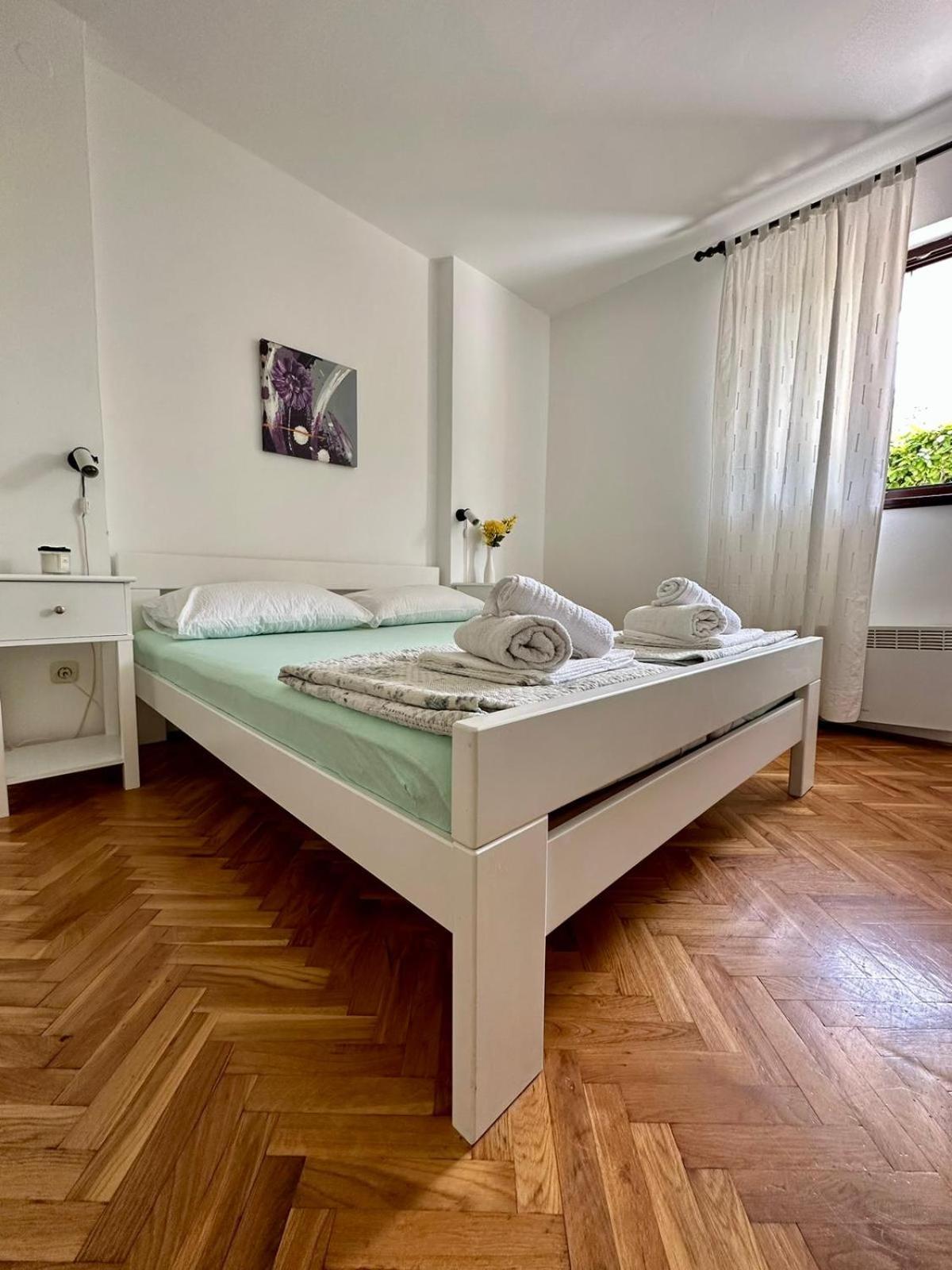 Delfin Apartments Zadar Ngoại thất bức ảnh
